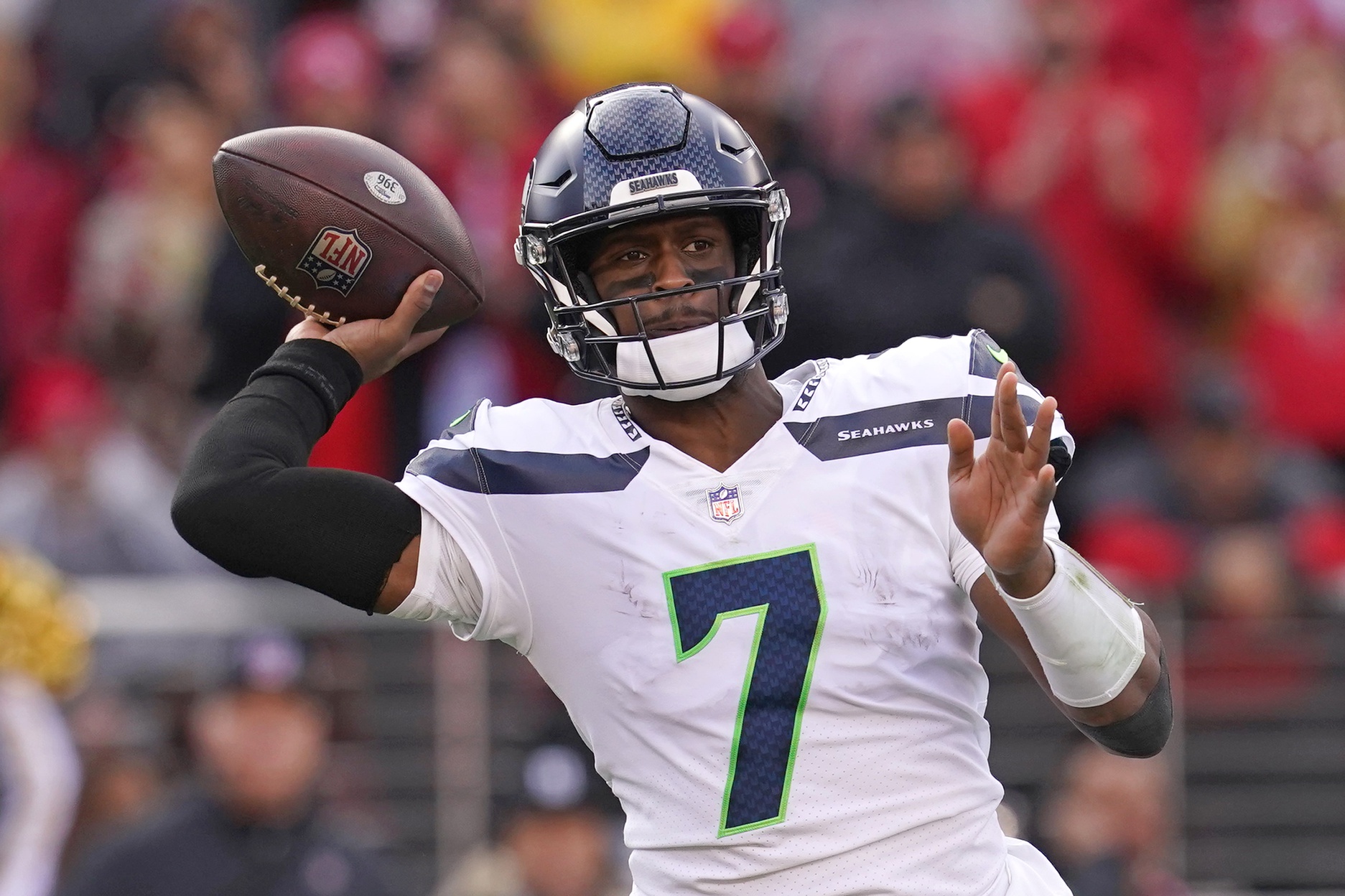 Geno Smith signs massive contract with Seahawks