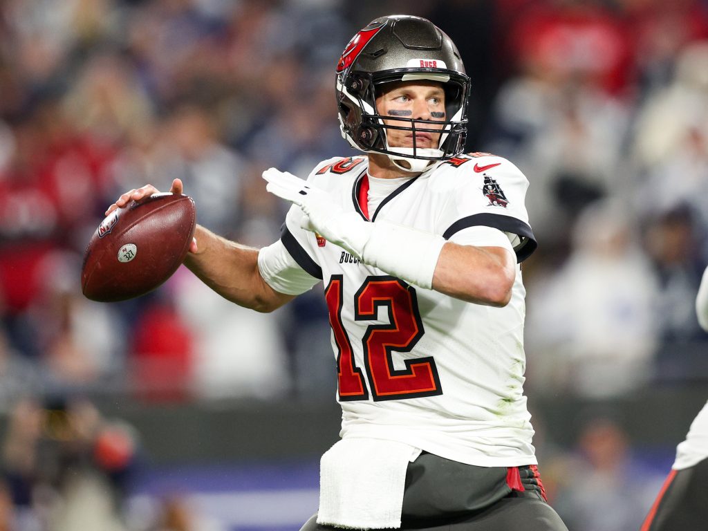 Tampa Bay Buccaneers: Who Will Replace Tom Brady as the Team's Starting QB  in 2022? 