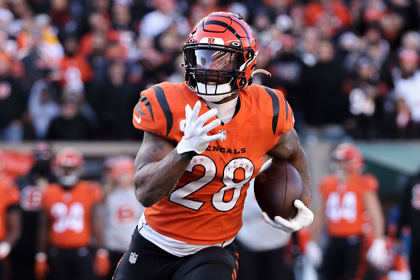 Bengals RB Joe Mixon restructuring contract ahead of training camp