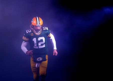 Aaron Rodgers intends to play for the New York Jets next season