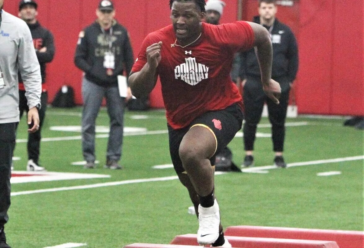 Keeanu Benton