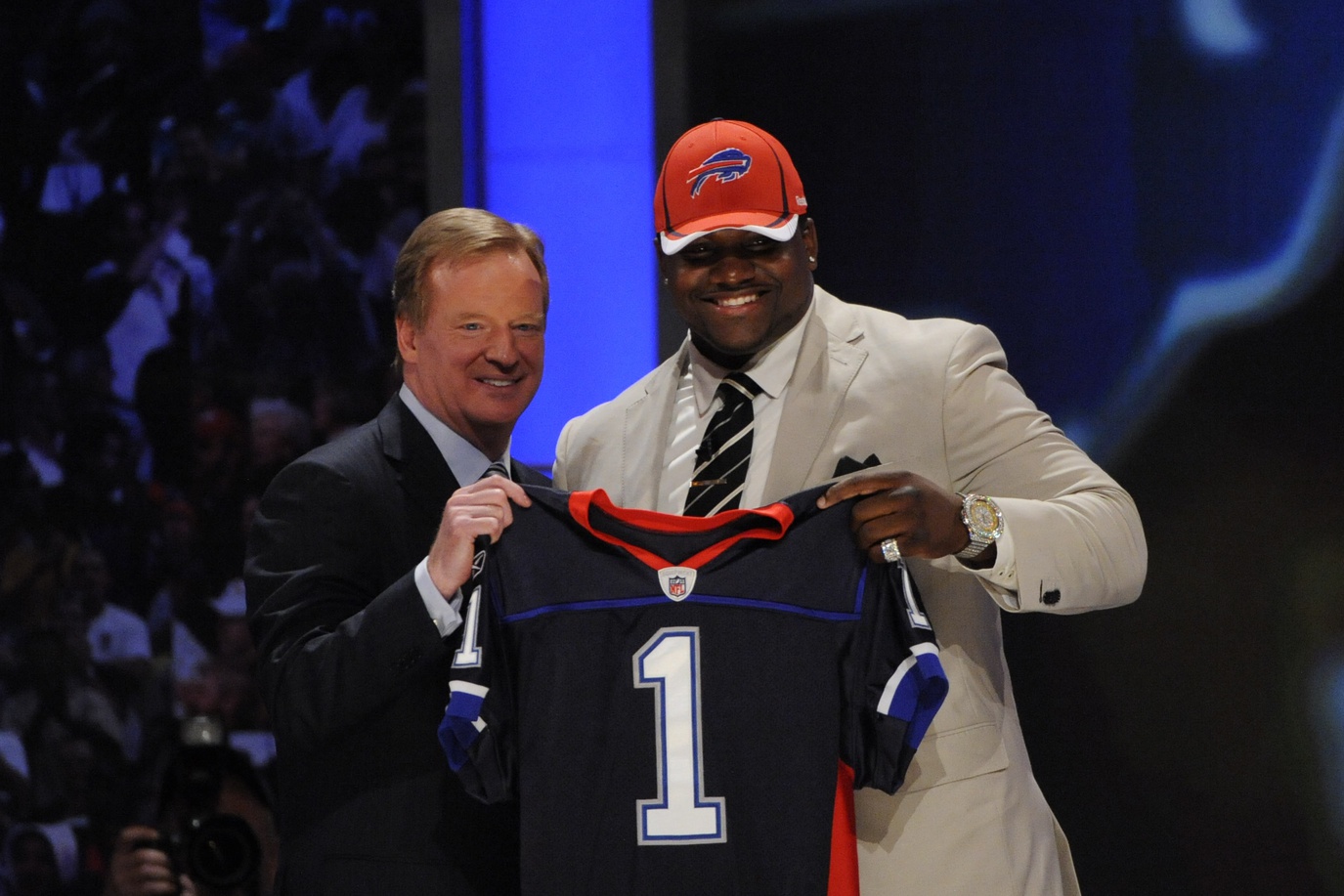 The Buffalo Bills trade up to take Marcell Dareus