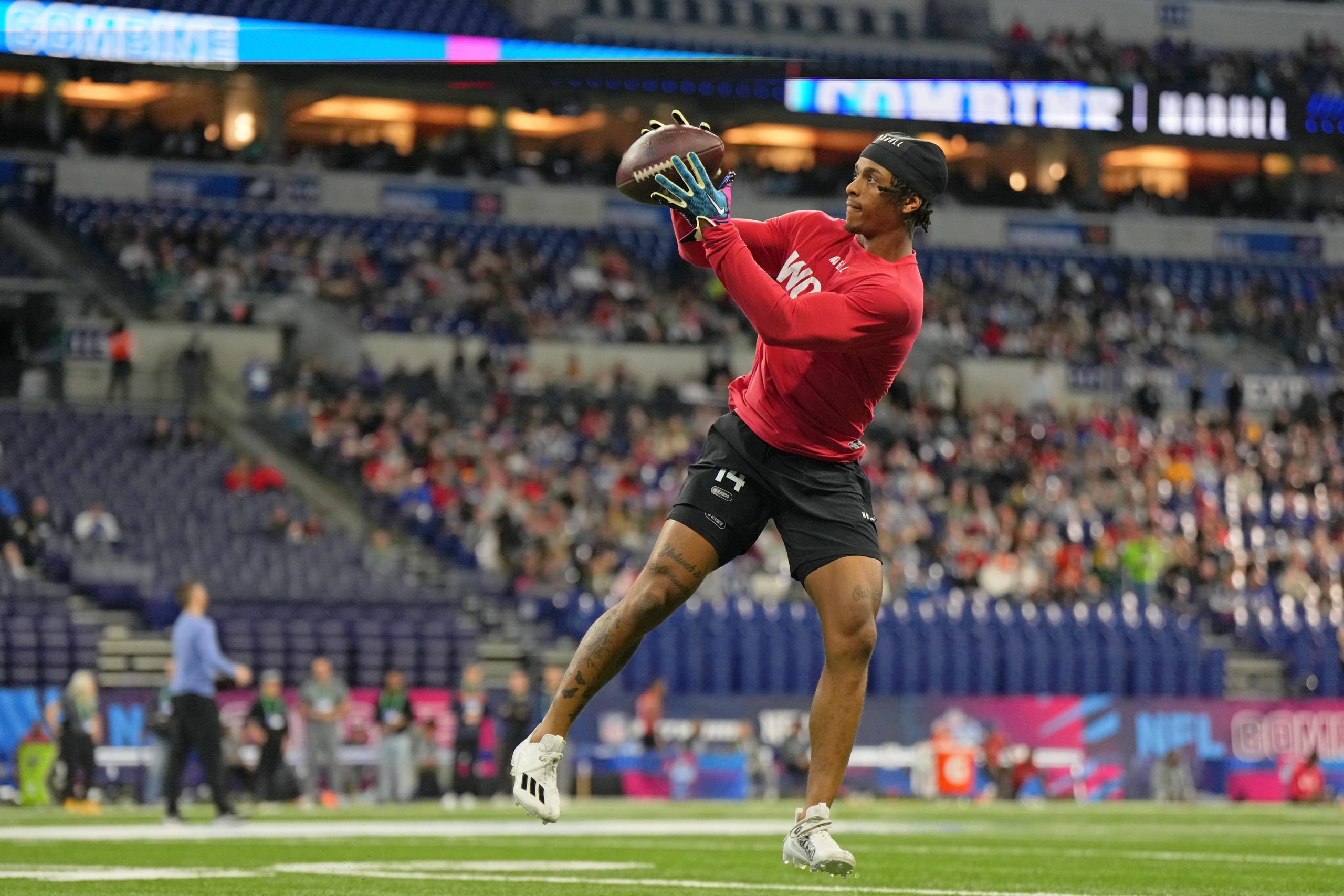 Dallas Cowboys Meet With Houston WR Tank Dell