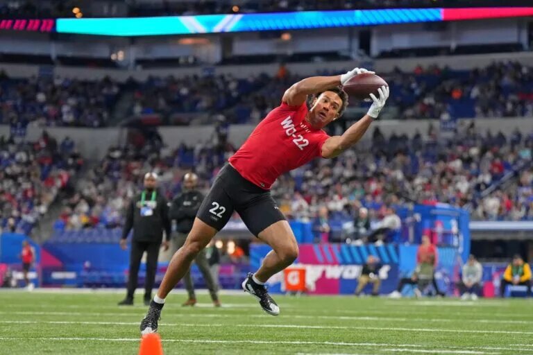Xavier Hutchinson NFL Draft