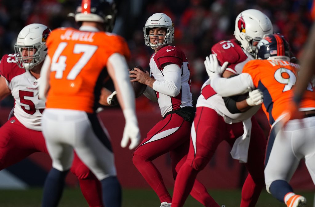 Colt McCoy steps in at quarterback to lead Cardinals to victory