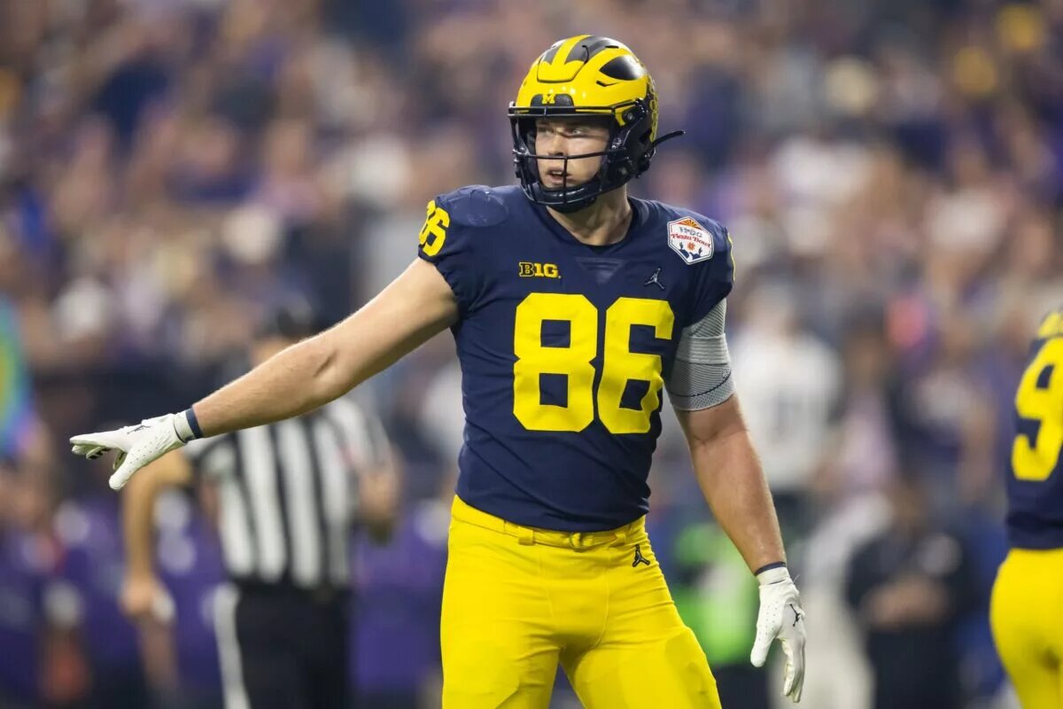 Dallas Rookie With High Expectations