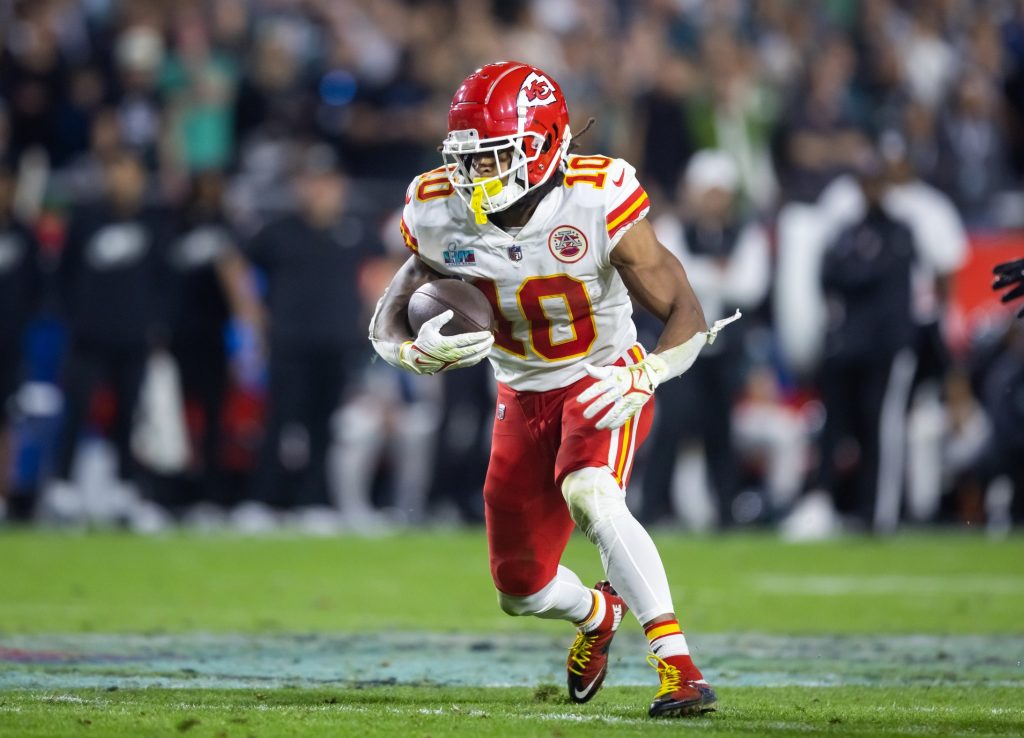 Chargers-Chiefs Prediction & Odds: Isiah Pacheco Is The Guy