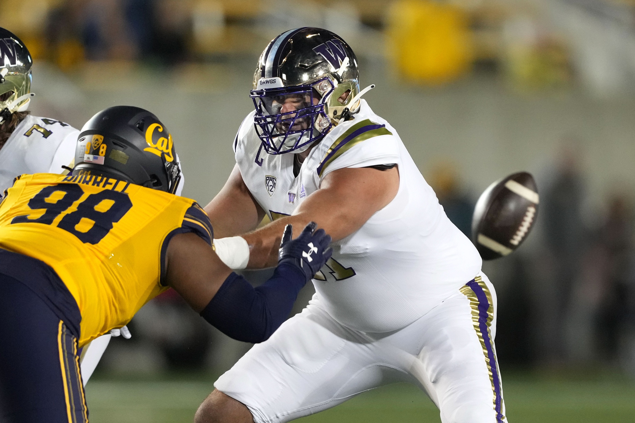 How A Familiar Face Helping Bengals Offensive Line.