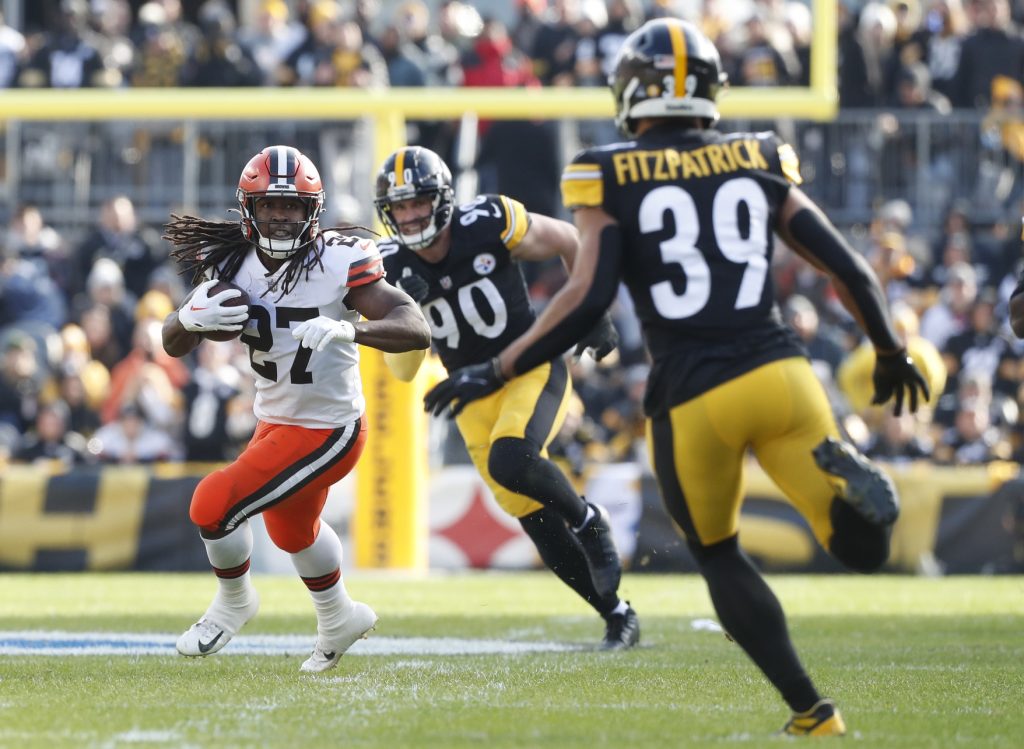 Browns: Fantasy football impact of Nick Chubb injury, Kareem Hunt signing