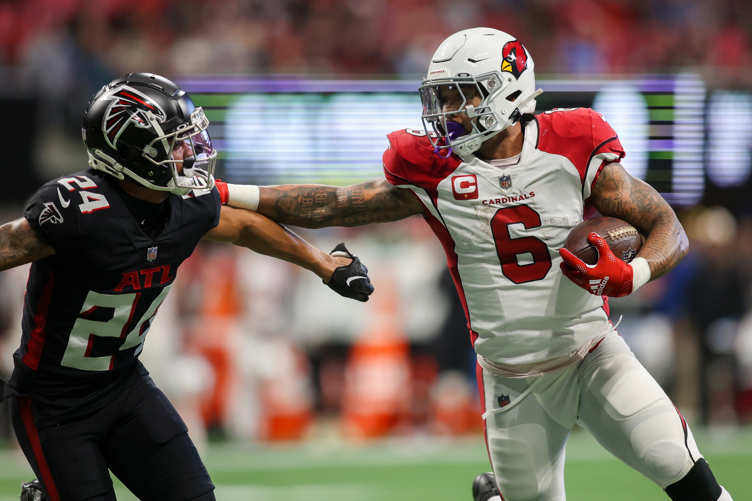 Cardinals bring back Pro Bowl RB James Conner on 3-year deal