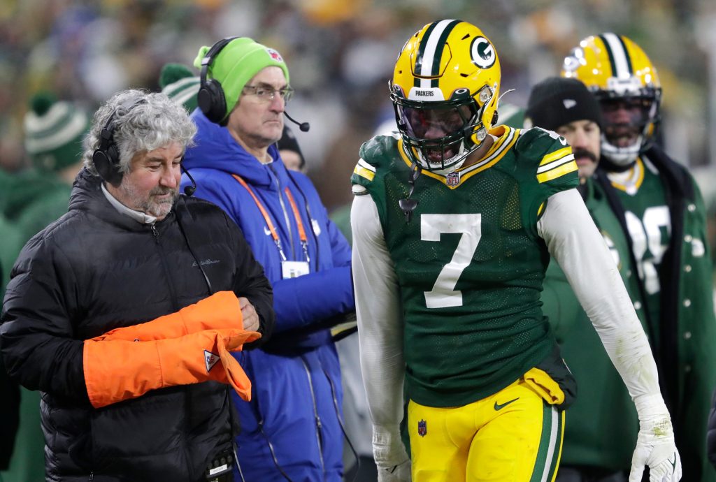 Green Bay Packers: Quay Walker Named 1 of 6 NFL Players Who Will Improve in  2023 (PFF)