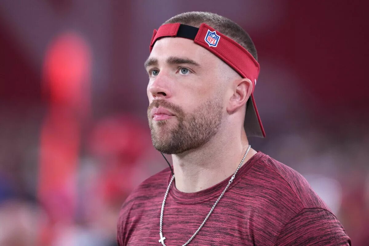 Trade Zach Ertz