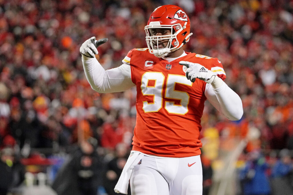 All-Pro Chris Jones says he's willing to extend Chiefs holdout