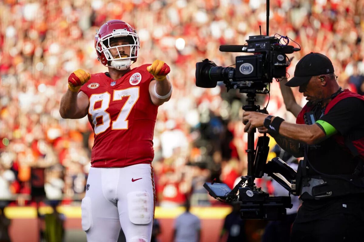 Chiefs Kelce Buccaneers