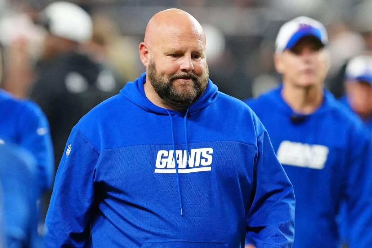 Giants Coach