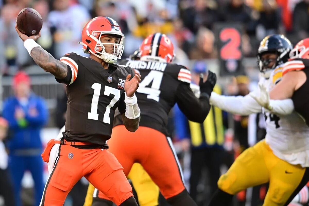 Cleveland Browns quarterback Dorian Thompson-Robinson