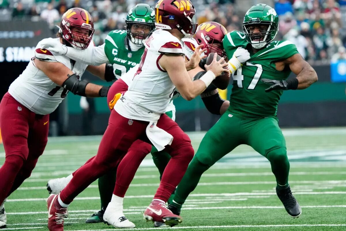 New York Jets outside linebacker Bryce Huff