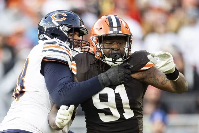 Chicago Bears offensive tackle Darnell Wright