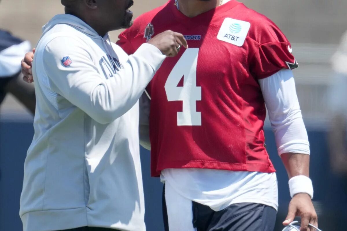 Commanders hire Joe Whitt