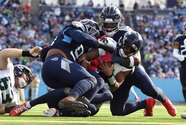 Denico Autry Contract