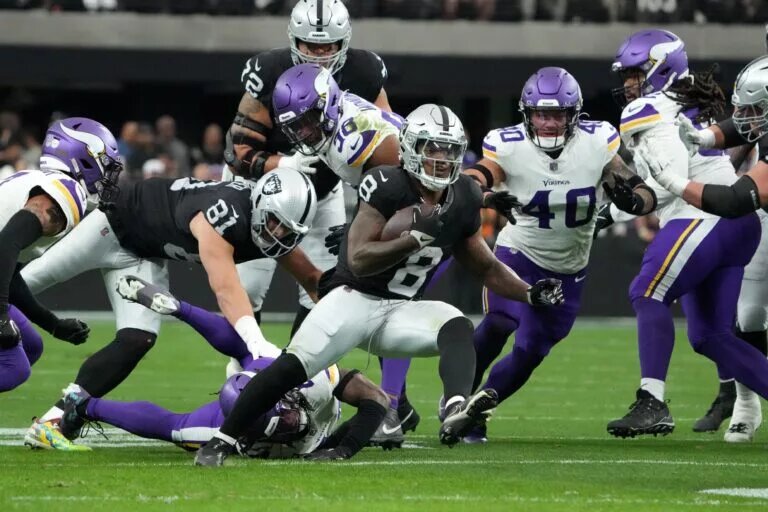 Josh Jacobs Free Agency