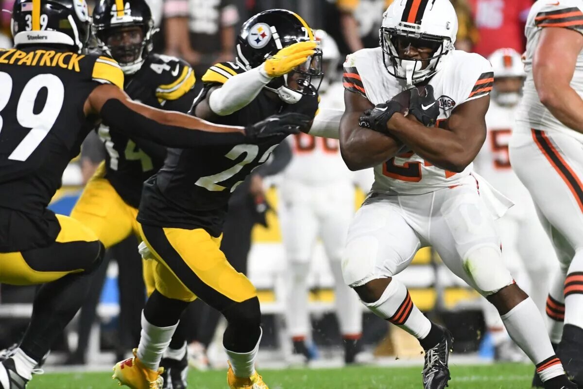 Nick Chubb Release