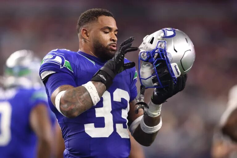 Seahawks expected release Adams