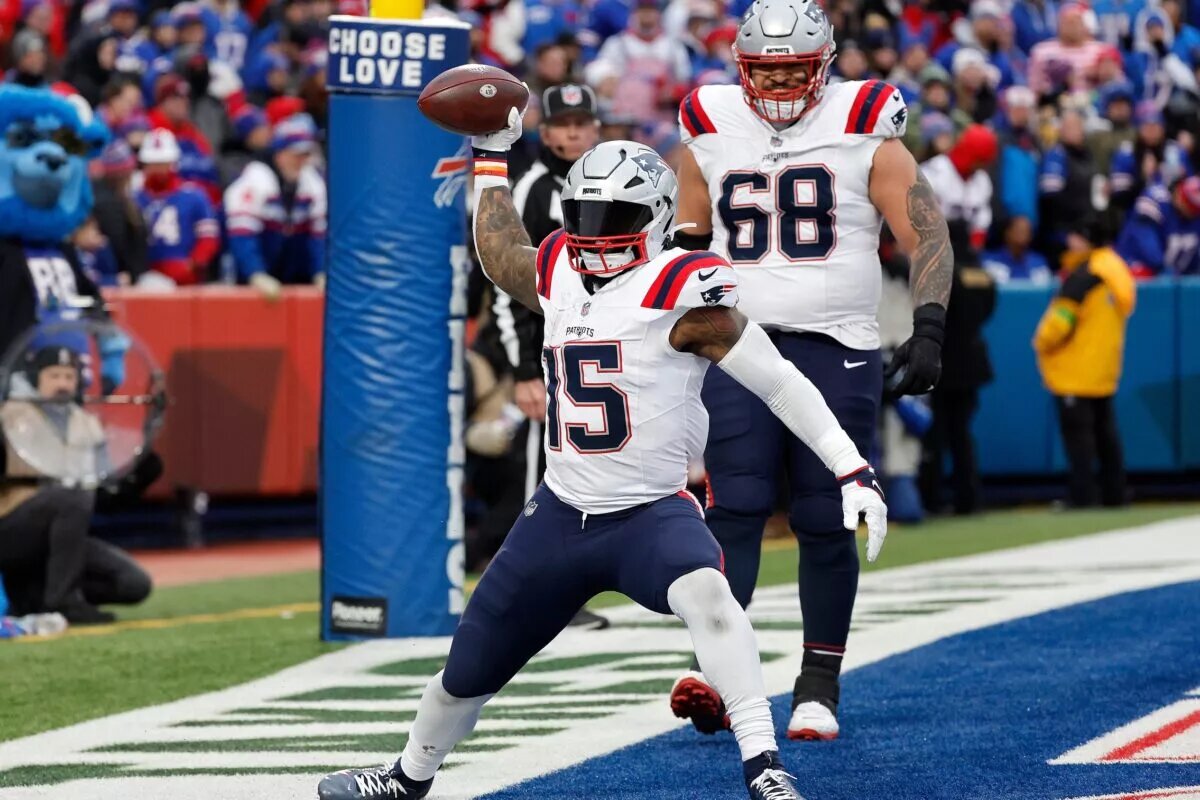 Ezekiel Elliott Contract