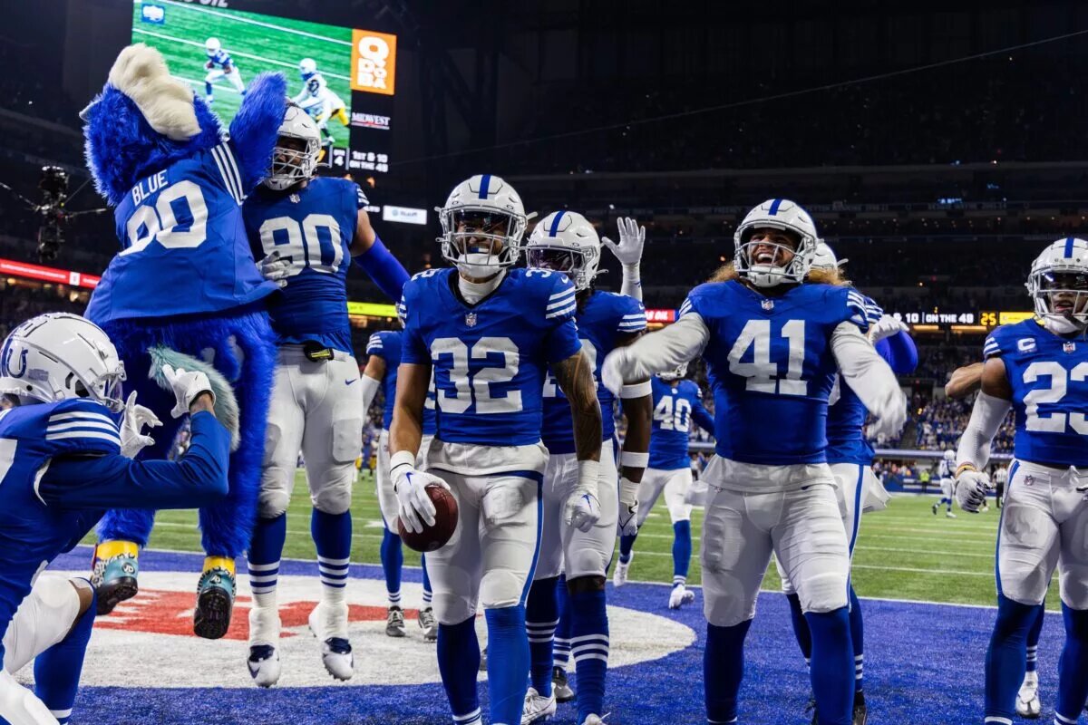 Julian Blackmon Free Agent