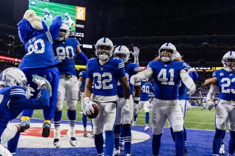 Julian Blackmon Free Agent