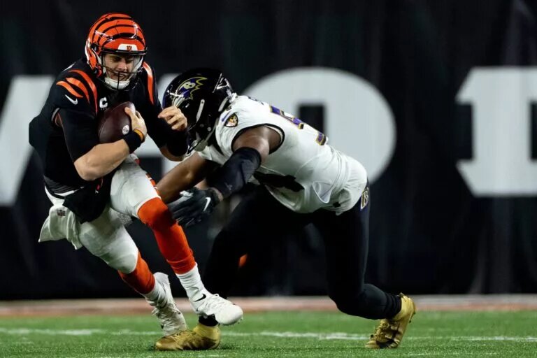 Tyus Bowser Free Agent