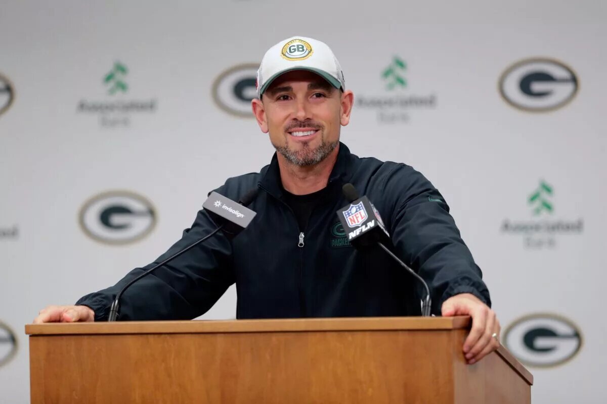 Packers Coach QB Development