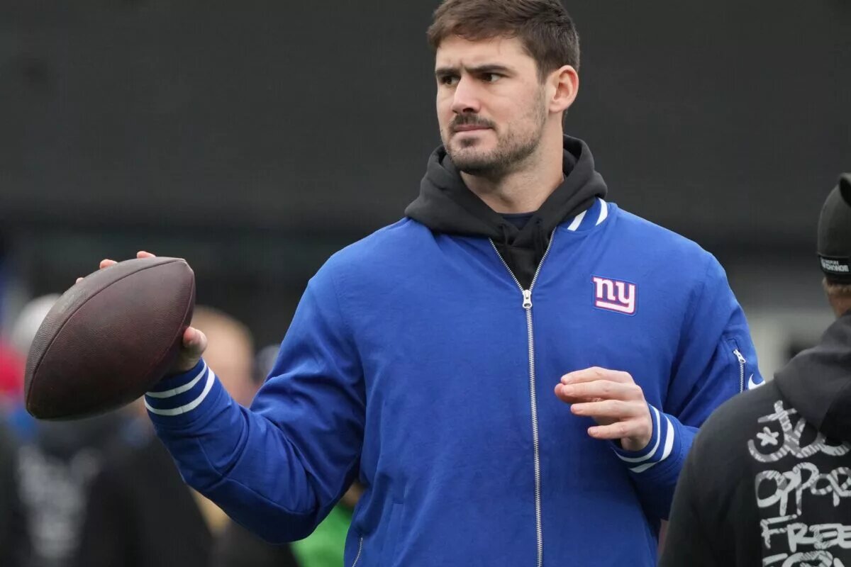 Potential quarterback Jones