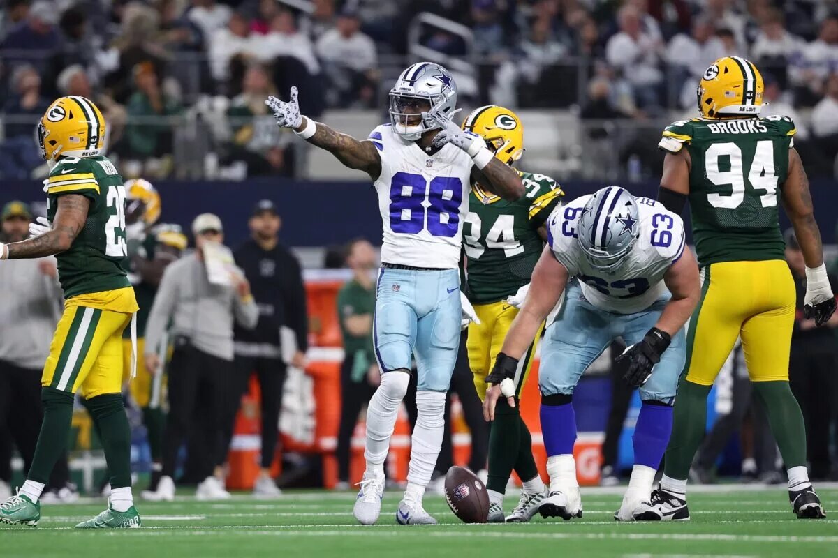 CeeDee Lamb Holdout