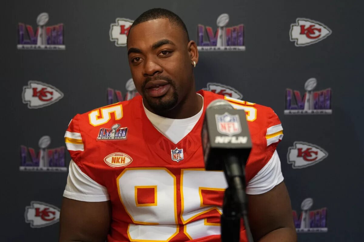 Chiefs Jones
