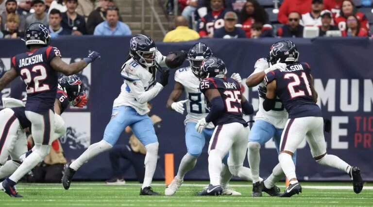 Hopkins may land Cowboys