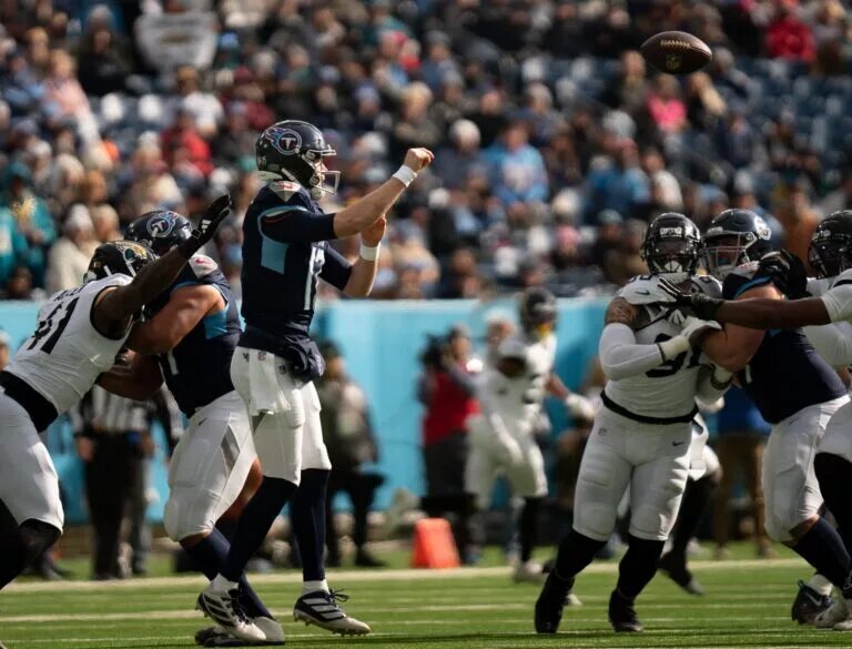dolphins linked to tannehill