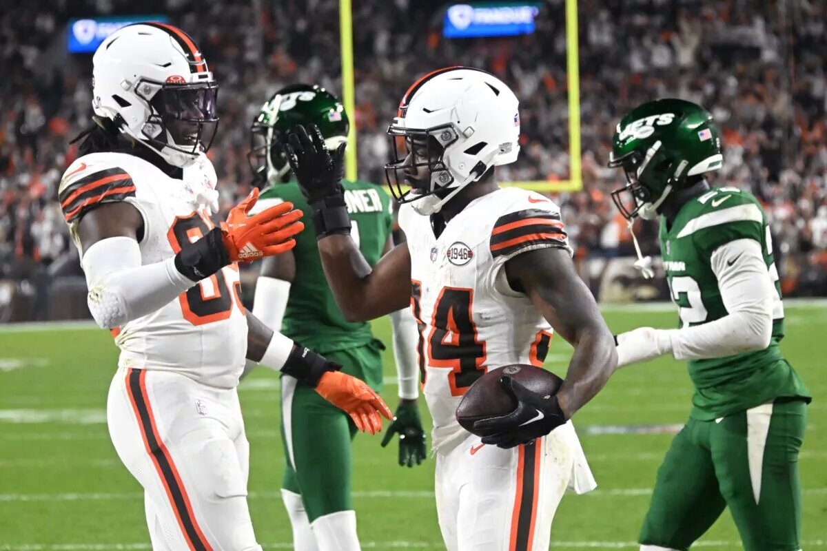 tight end David Njoku of the Cleveland Browns