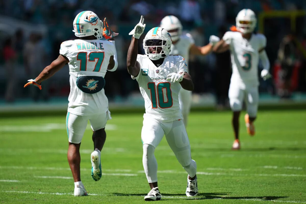 Jaylen Waddle, Tyreek Hill, Miami Dolphins