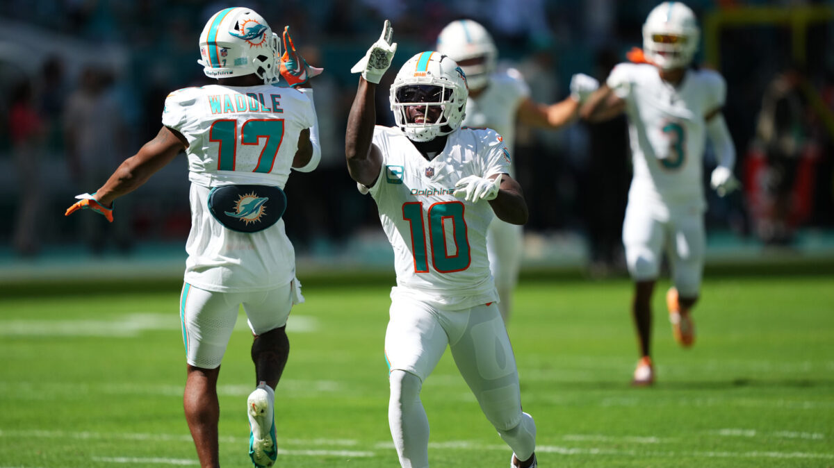 Dolphins' Tyreek Hill, Jaylen Waddle Have Shot at Historic Season in 2024