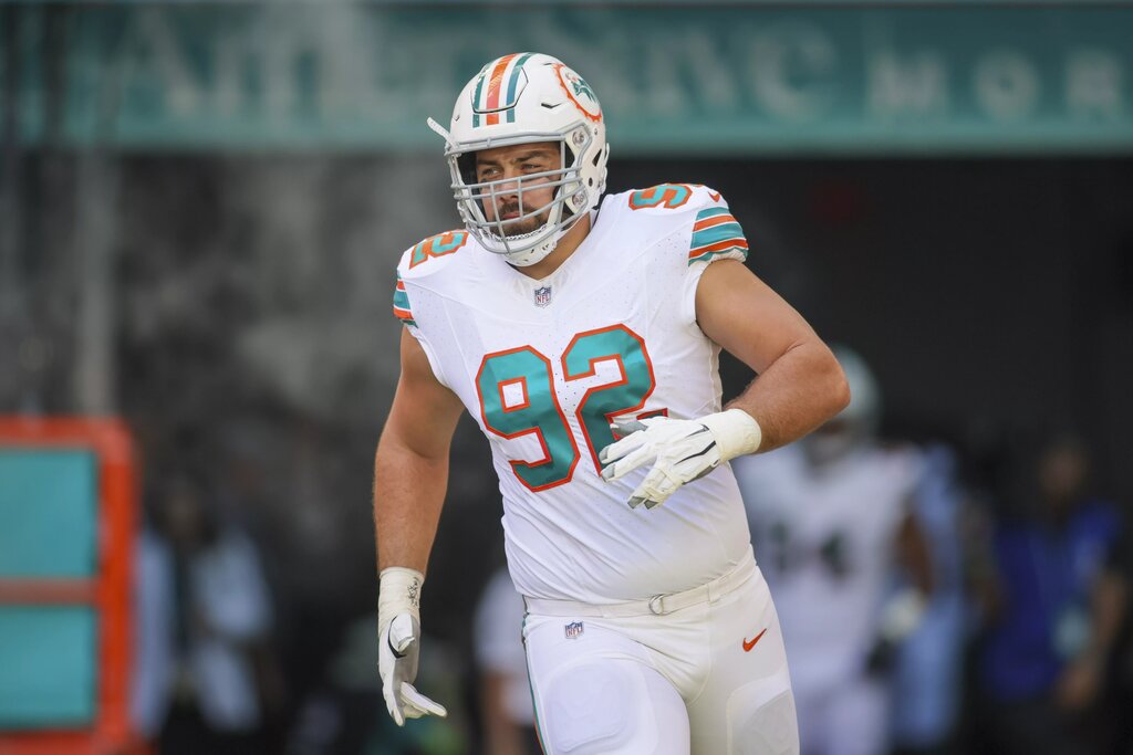 Zach Sieler, Miami Dolphins