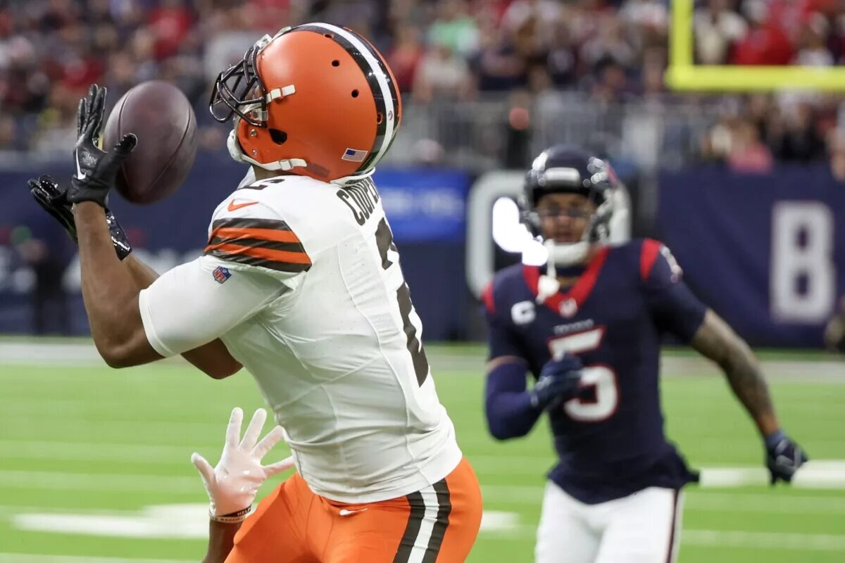 wide receiver Amari Cooper of the Cleveland Browns