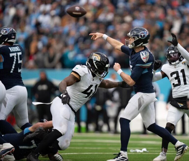 Ryan Tannehill Team