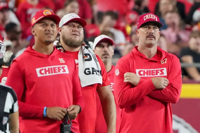 Patrick Mahomes, Creed Humphrey, Travis Kelce