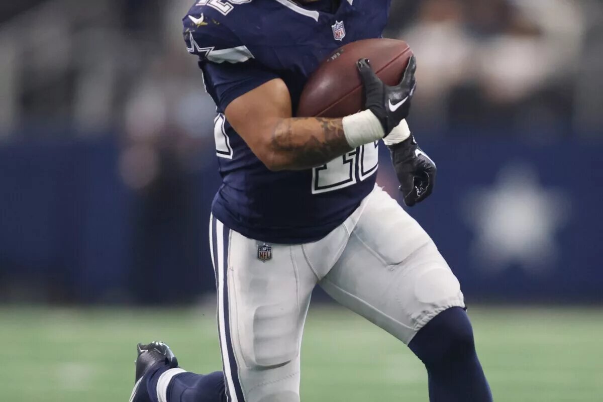 deuce vaughn