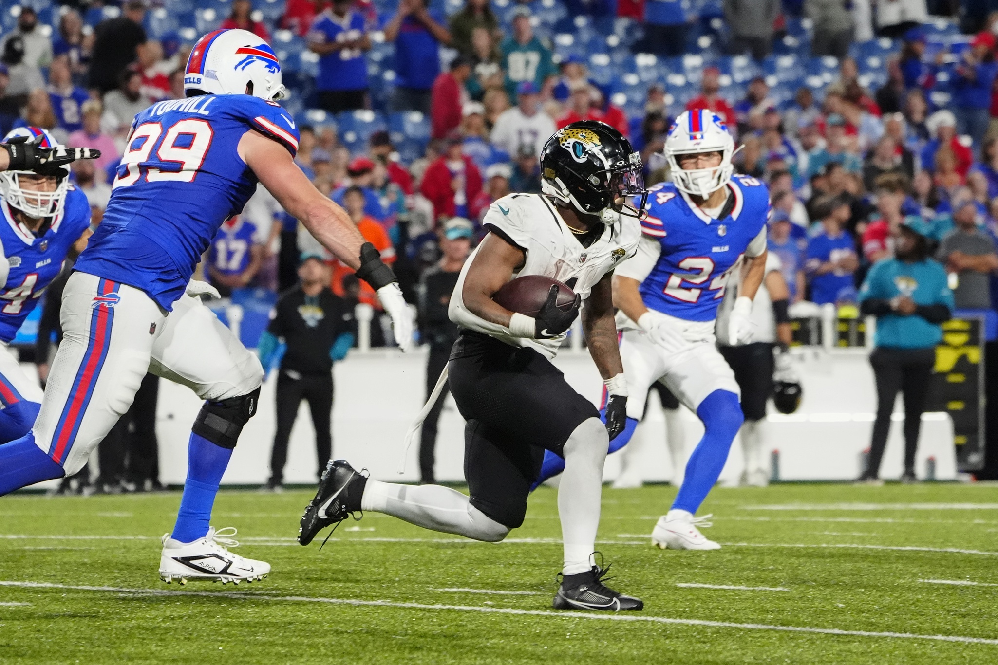 Jaguars could trade 2,100-yard running back to Chiefs and Ravens