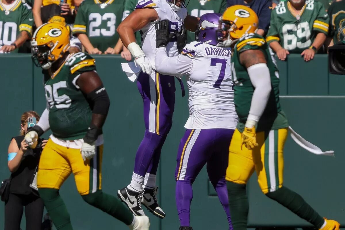 Christian Darrisaw Injury