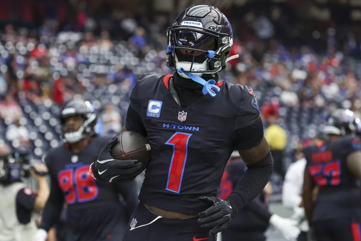 Texans wide receiver