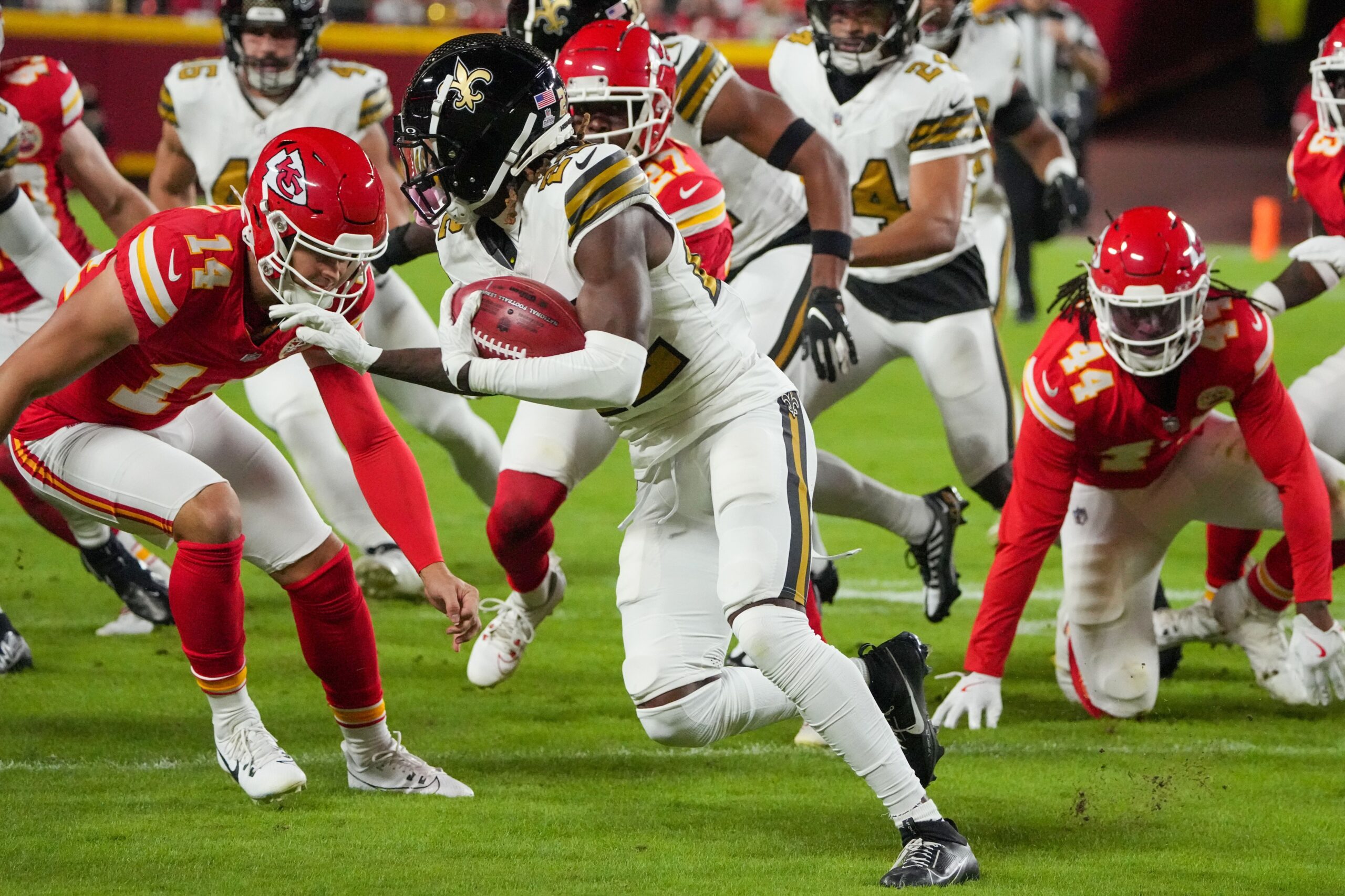 alvin kamara trade chiefs ravens