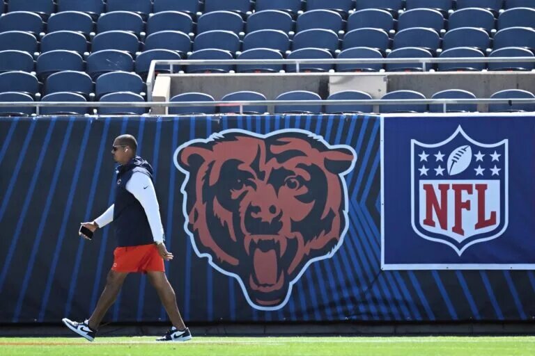 Bears Ryan Poles
